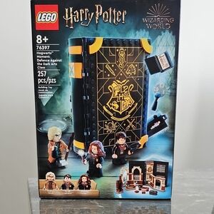 LEGO Harry Potter Black and Gold Book Set